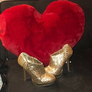 Gold glitter size 7 studded high heeled booties.
